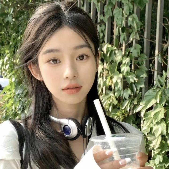 太子你老婆又带百姓吃肉了